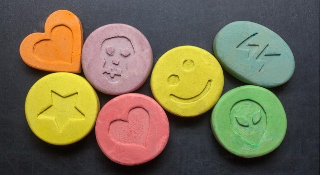 Ешка (MDMA, экстази): что это, действие, симптомы, последствия и помощь
